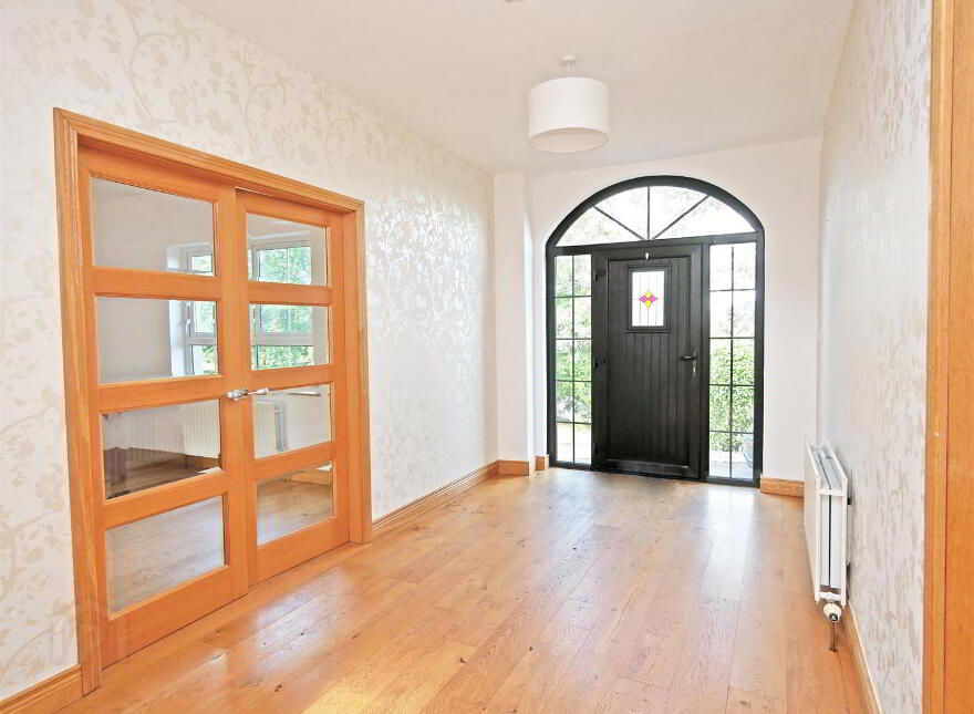228 Hillhall Road, Lisburn, BT27 5JQ