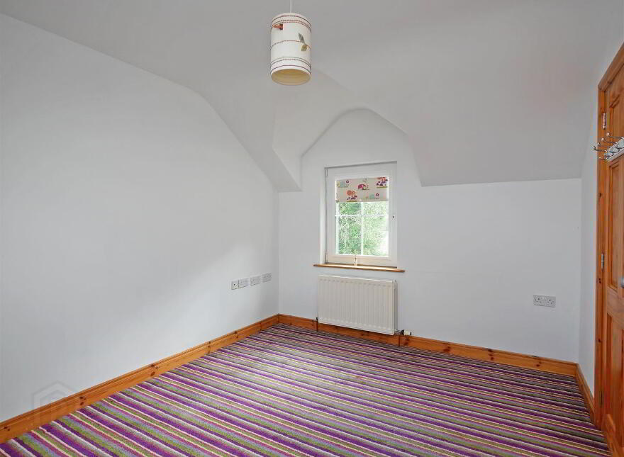 228 Hillhall Road, Lisburn, BT27 5JQ