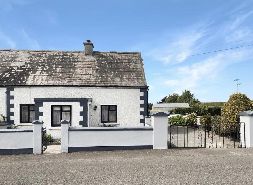 Finnoe Road, Borrisokane, E45R652 photo