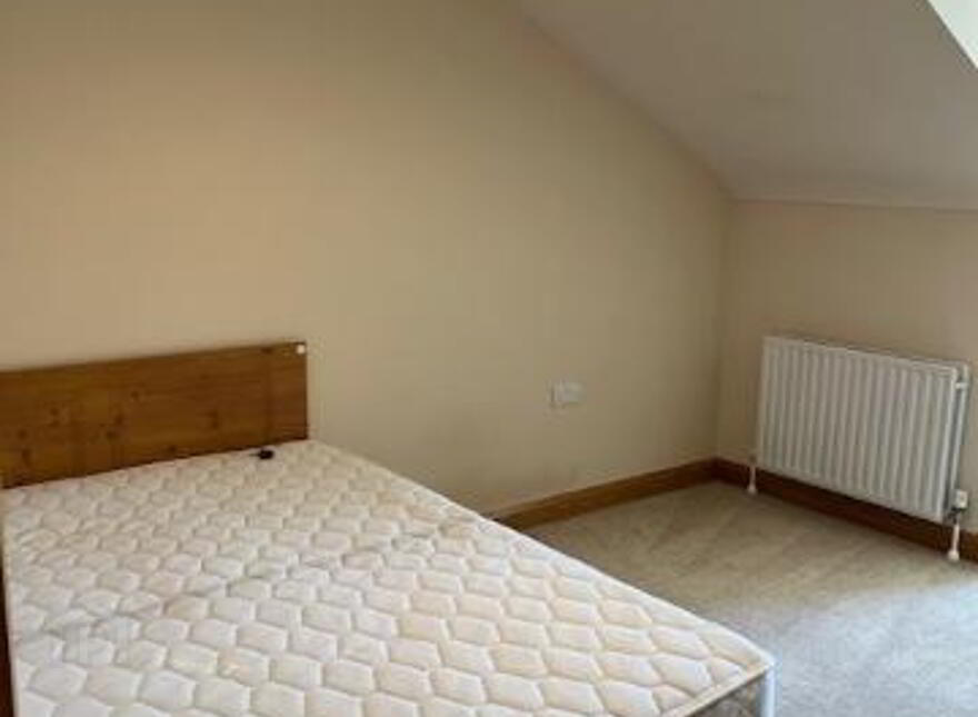 Mallard House, 11 Watersedge Apartments, Sligo Road, Enniskillen, BT74 7NY