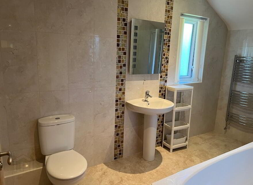 Mallard House, 11 Watersedge Apartments, Sligo Road, Enniskillen, BT74 7NY