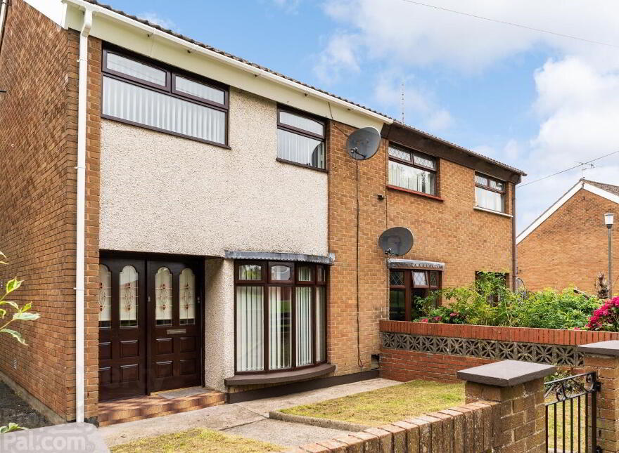 311 Pinebank, Tulltgally, Craigavon, BT65 5BZ photo