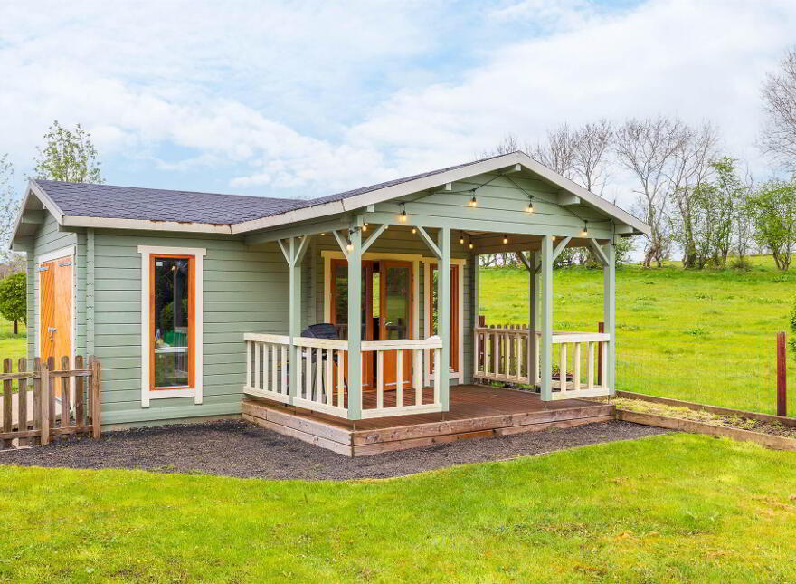 8 Ballyhill Lane, Nutts Corner, Crumlin, BT29 4YP