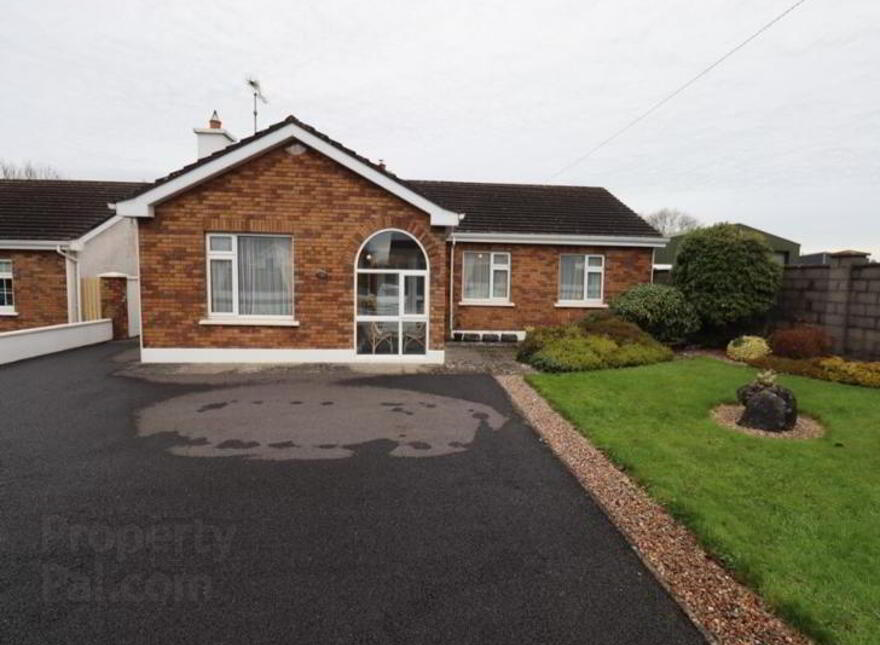 10 White Hills, Kells Road, Oldcastle, A82N970 photo