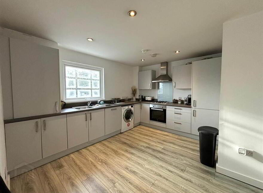 Apt 1 The Sandford, 37 Bridge End, Belfast, BT5 4AW