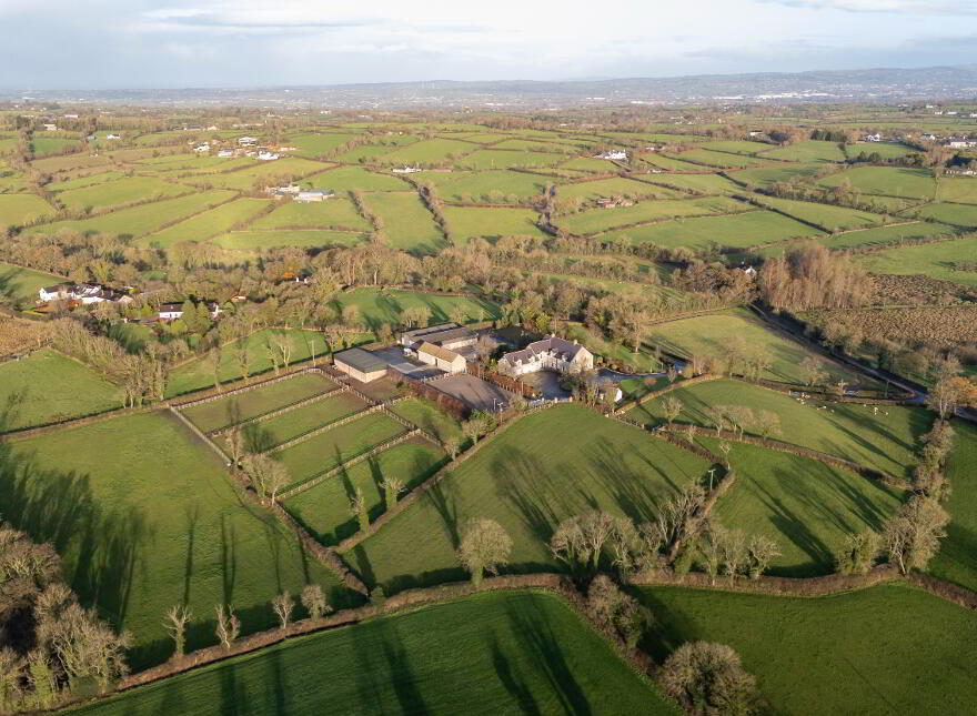 68 Grove Road, Dromore, BT25 1QX