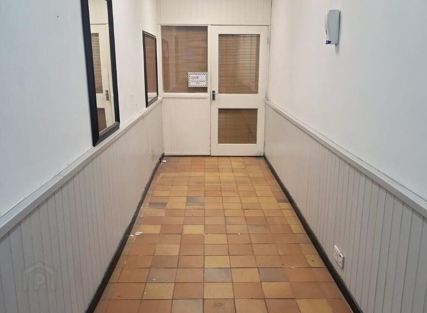 32c North Street, Carrickfergus, BT38 7AQ