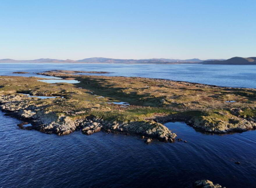 Roan Inis, Portnoo