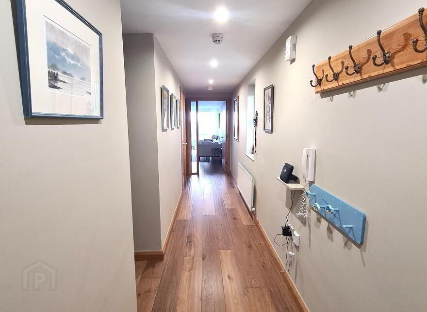Holiday Let, 8 Peninsula Apartments, Portrush, BT56 8AB