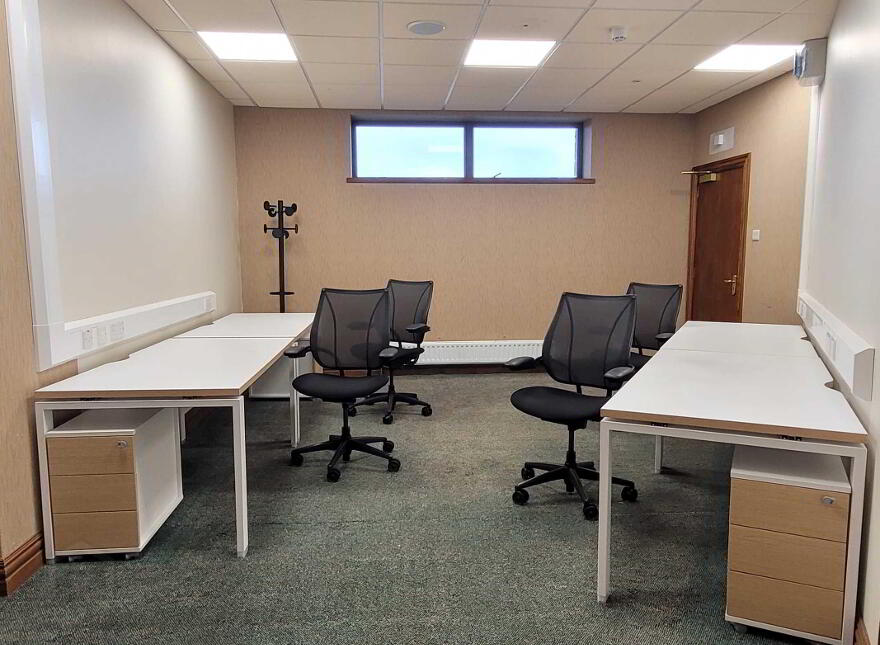Office Space, Barna