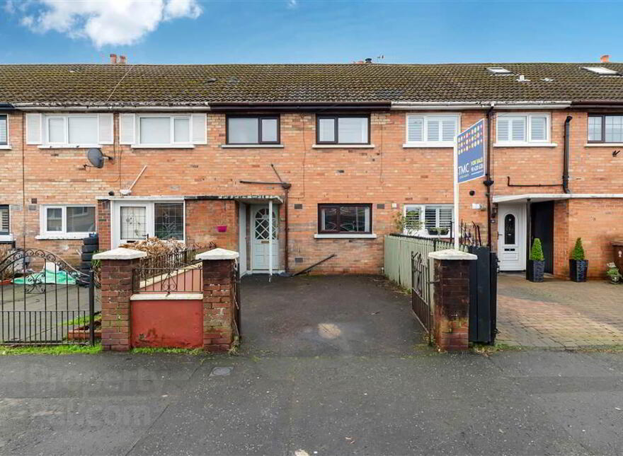 43 Riverdale Park East, Andersonstown, Belfast, BT11 9DA photo