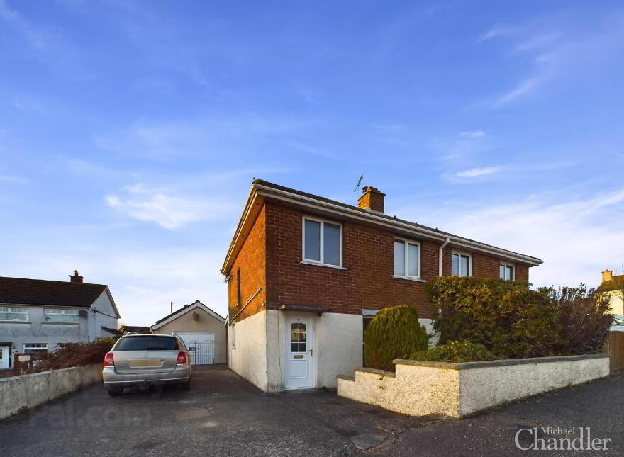 40 Hillmount Drive, Moneyreagh, BT23 6BE photo