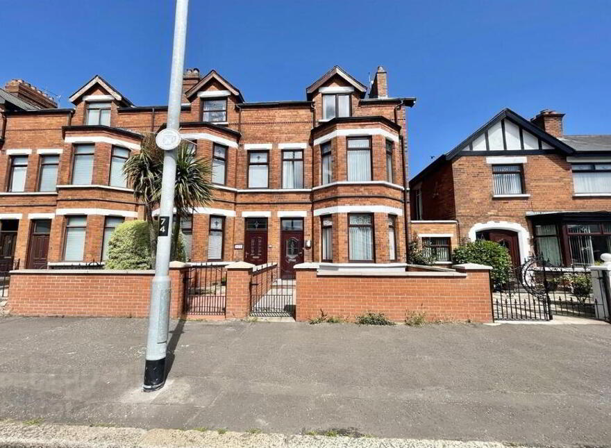 569 Crumlin Road, Belfast, BT14 7GB photo