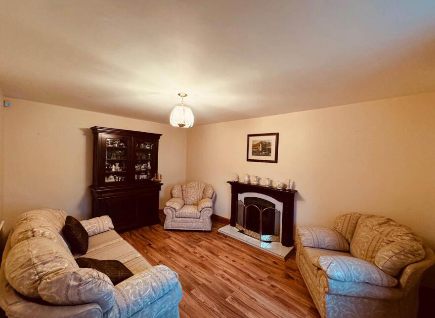Dundalk Road, Carlingford, A91H923