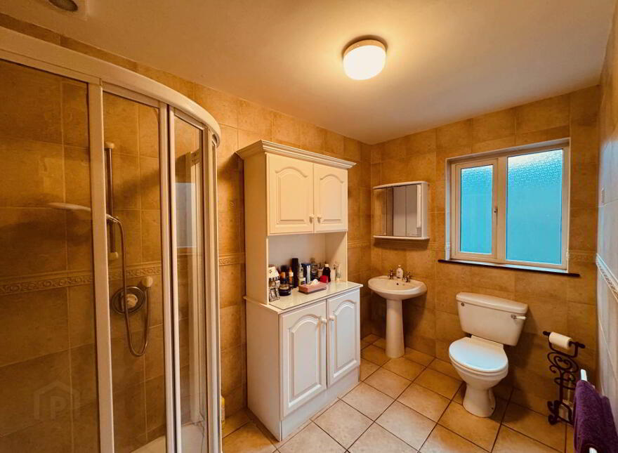 Dundalk Road, Carlingford, A91H923