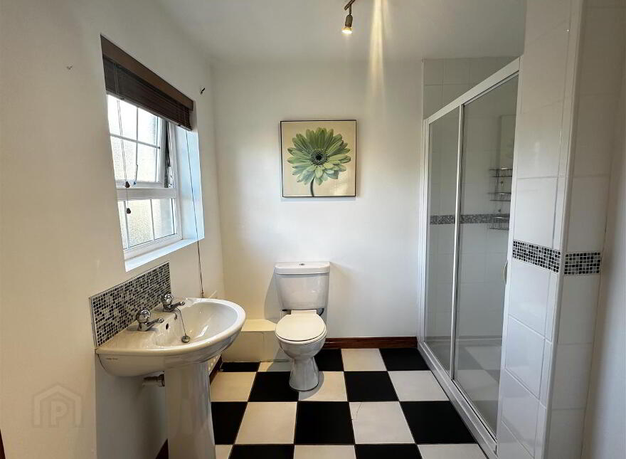 24 Castleglen Park, Dundrum, BT33 0WL