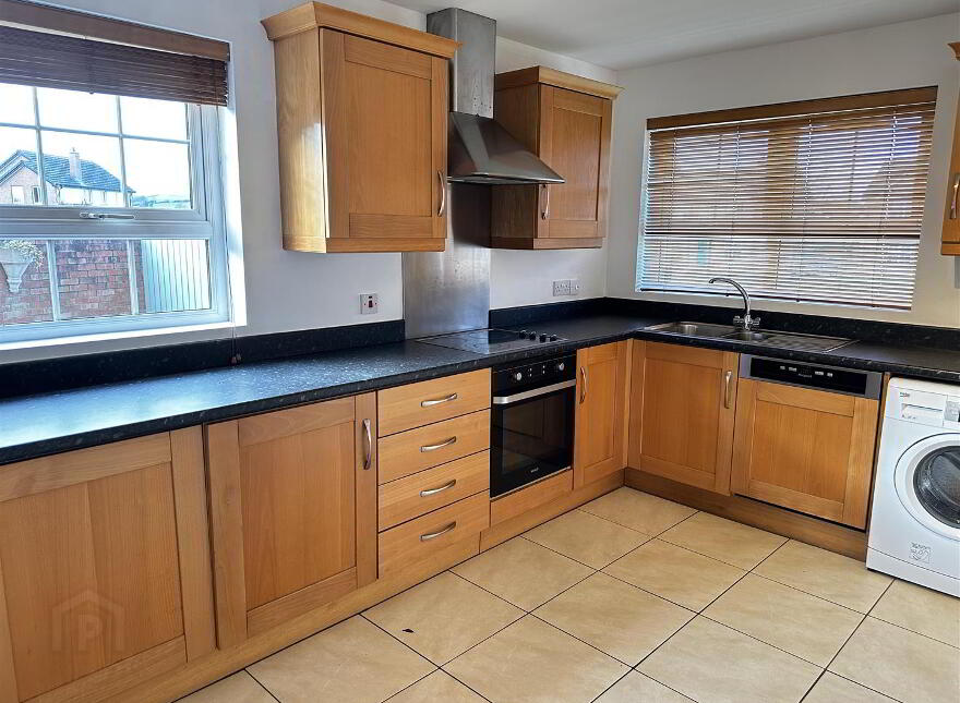 24 Castleglen Park, Dundrum, BT33 0WL