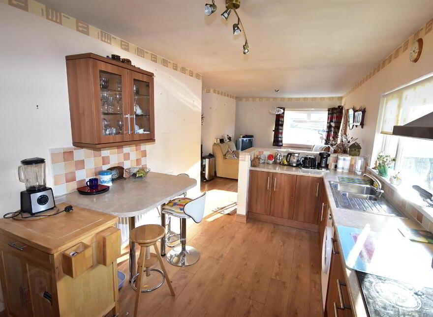 25 Glenkeen, Randalstown, BT41 3JX