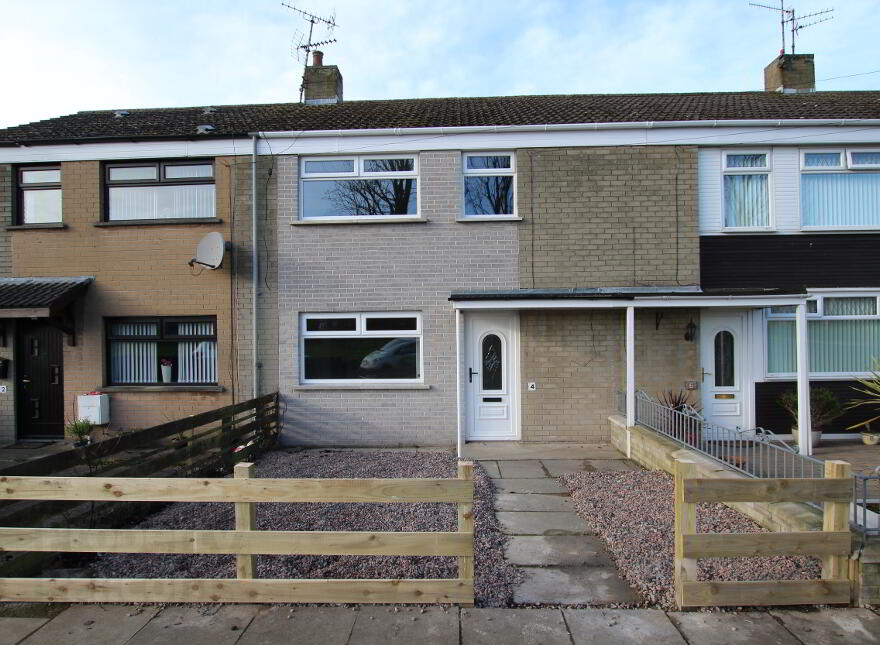 4 Slievecool Park, Lurgan, BT66 8NJ photo