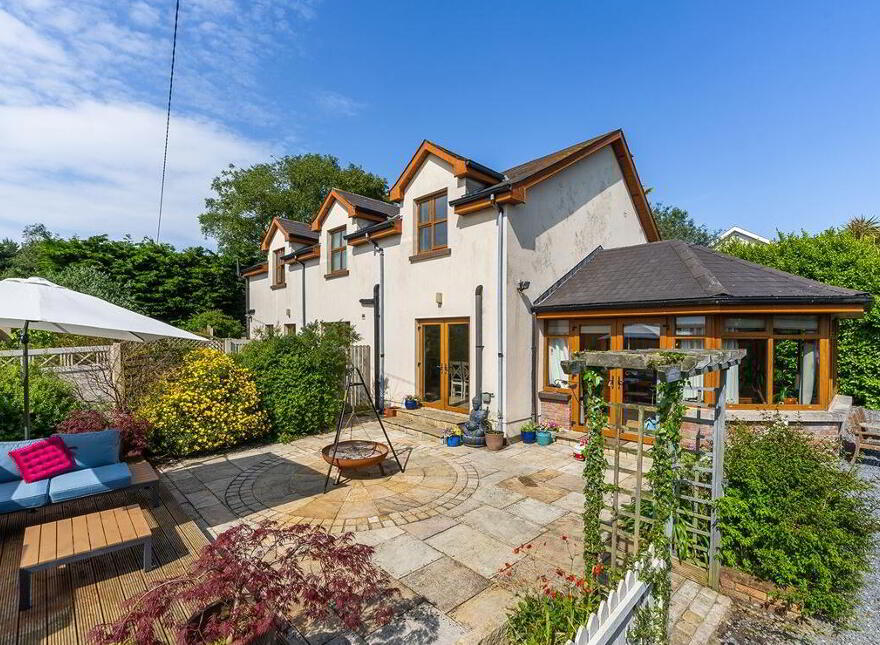 Red Row House, Ballinatray Upper, Courtown, Gorey, Y25AD78