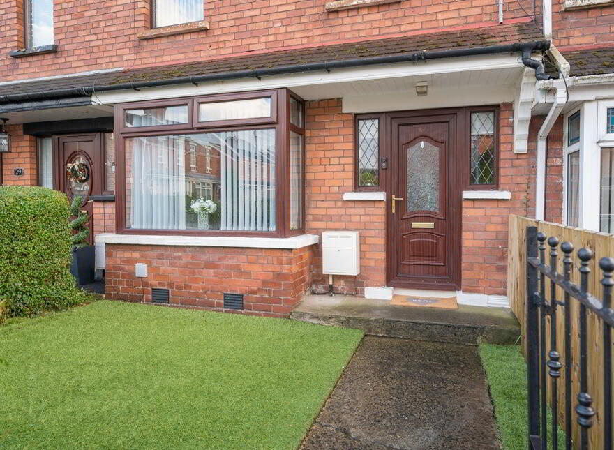 27 Wheatfield Crescent, Belfast, BT14 7HS photo