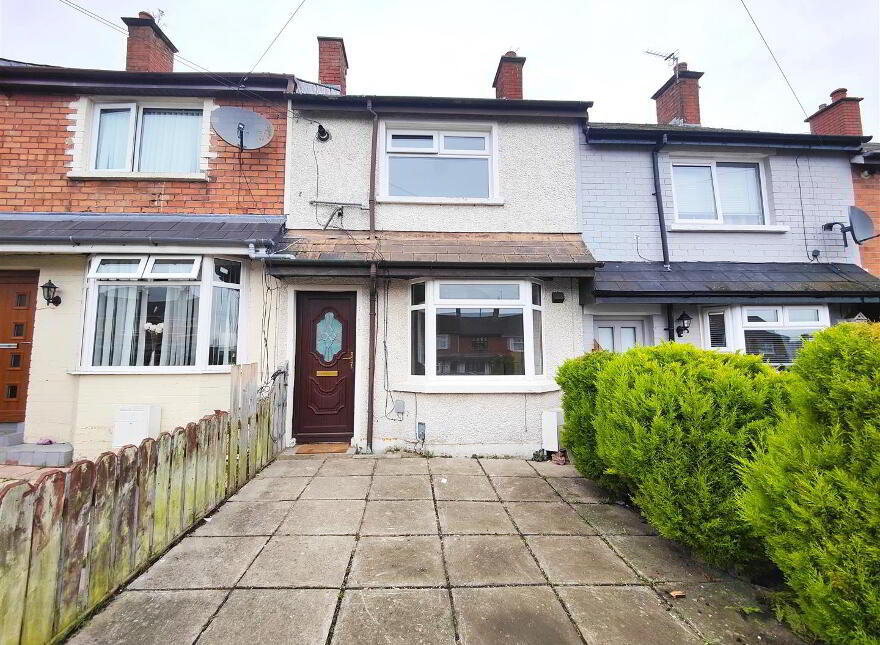 102 Farringdon Gardens, Belfast, BT14 7LT photo