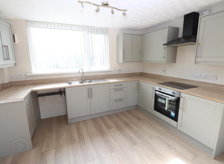 25 Lacken Walk, Newtownabbey, BT36 6BH