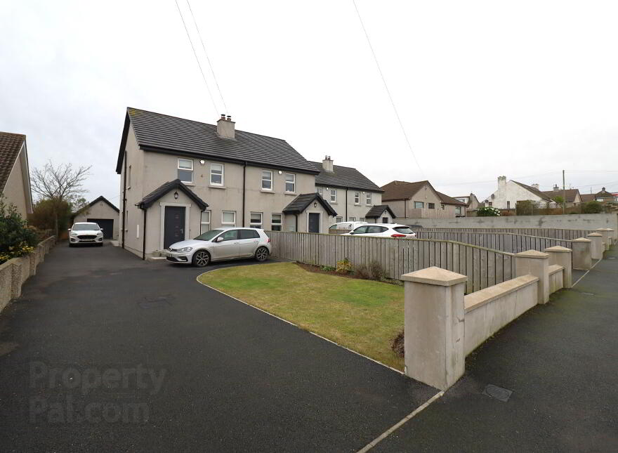 15a Ulster Avenue, Annalong, BT34 4TX photo