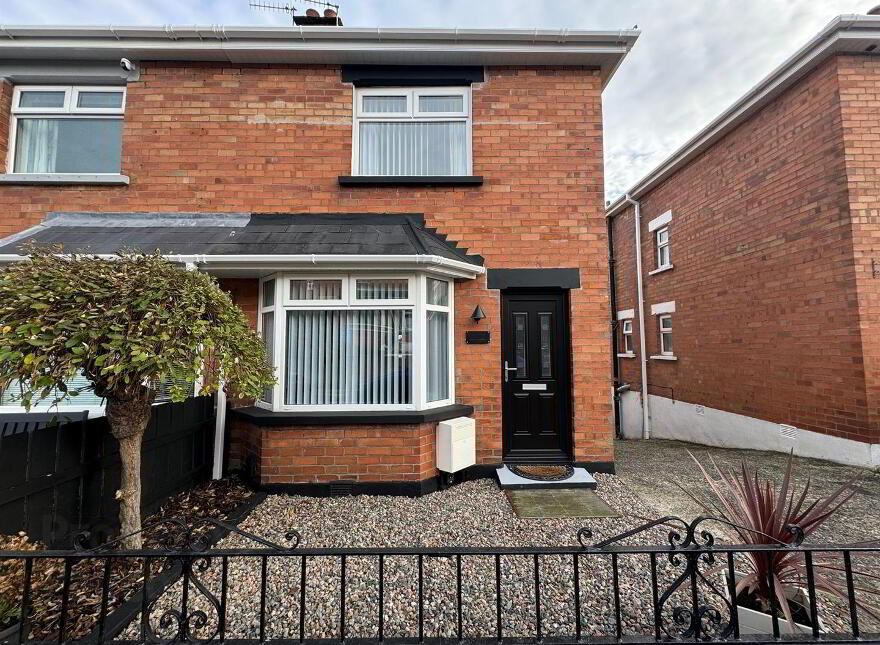 21 Serpentine Parade, Whitewell Road, Newtownabbey, BT36 7HD photo