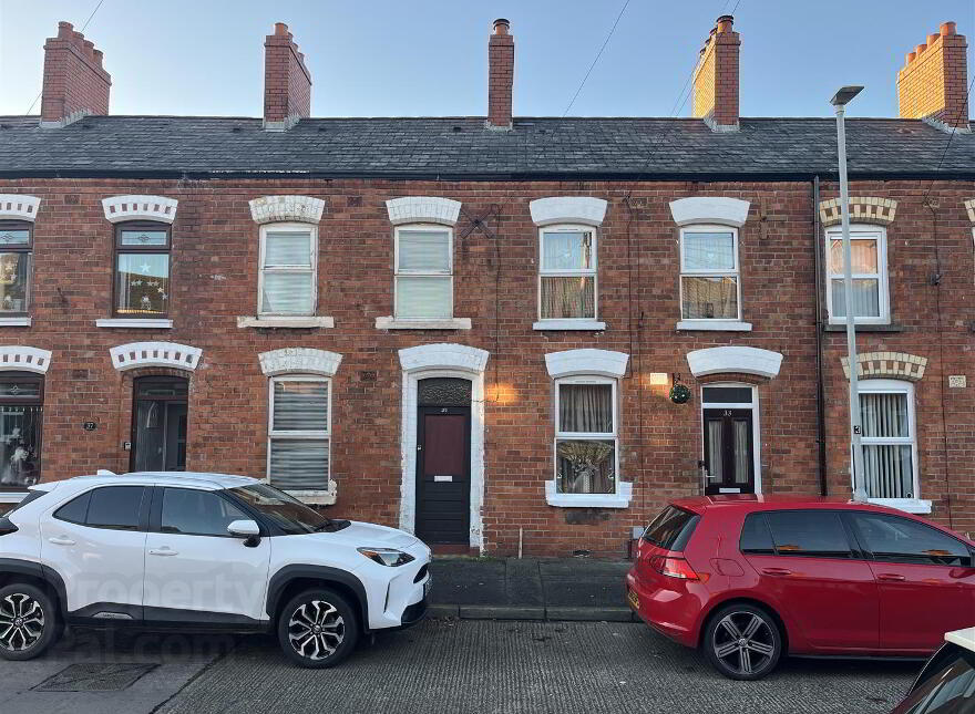 35 Belvoir Street, Belfast, BT5 4HR photo