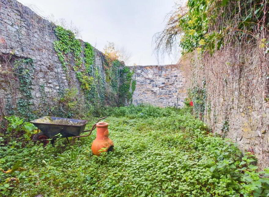 63 Liberty Square, Thurles, E41AD86