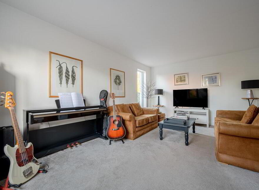 8 Croft Road, Holywood, BT18 0PB