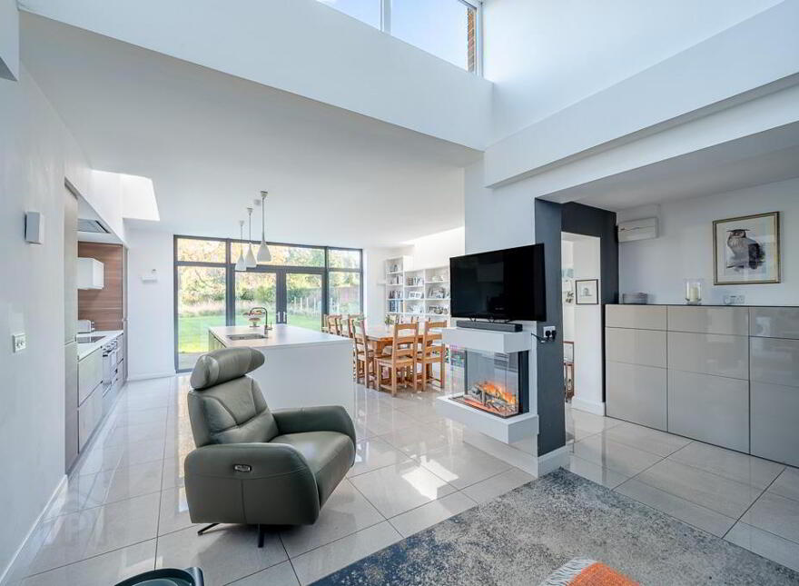 8 Croft Road, Holywood, BT18 0PB