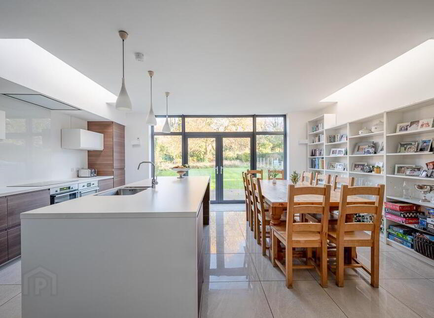 8 Croft Road, Holywood, BT18 0PB
