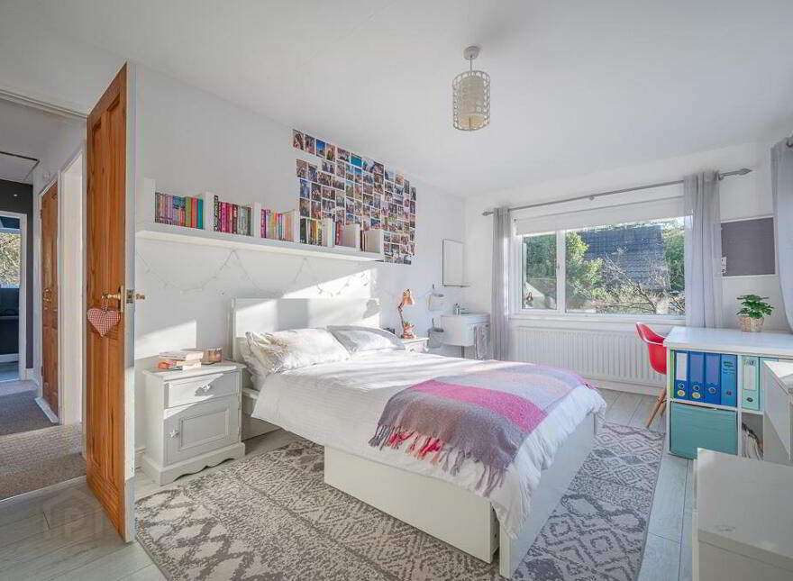 8 Croft Road, Holywood, BT18 0PB