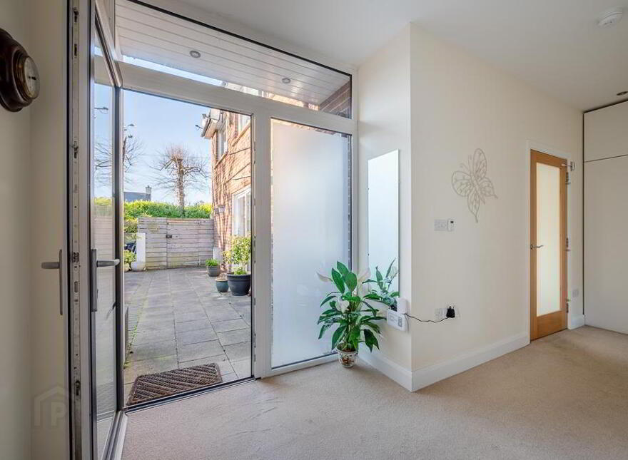8 Croft Road, Holywood, BT18 0PB