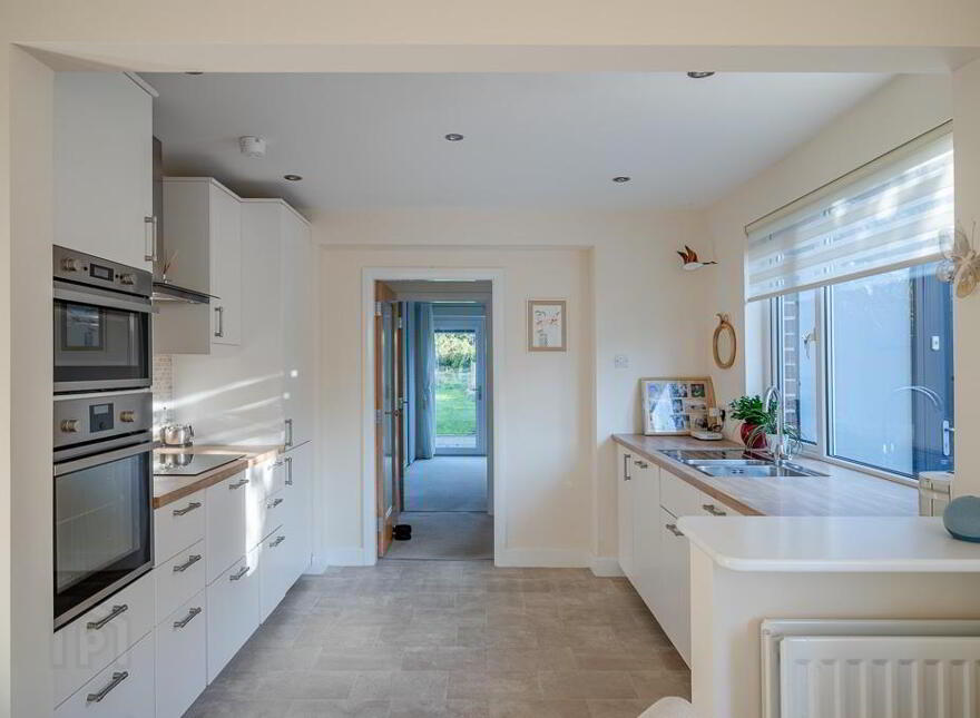 8 Croft Road, Holywood, BT18 0PB