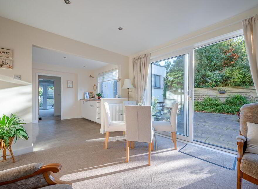 8 Croft Road, Holywood, BT18 0PB