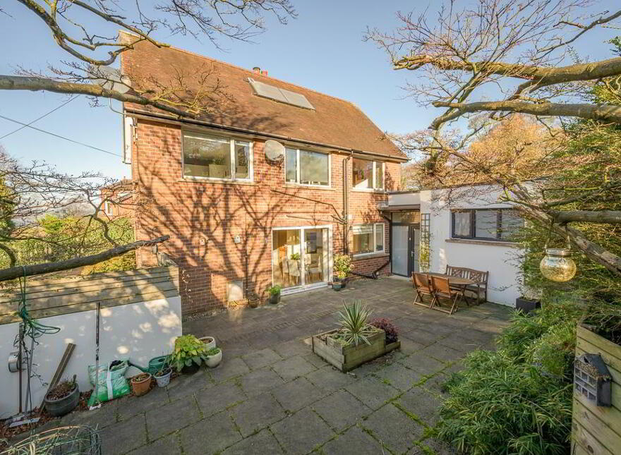 8 Croft Road, Holywood, BT18 0PB
