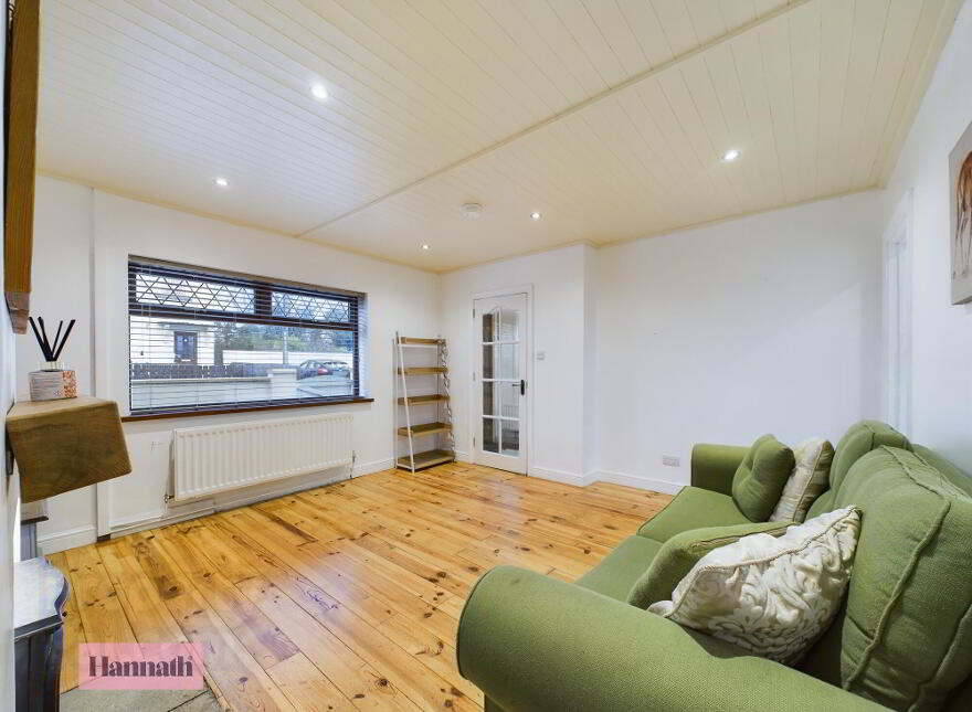 17 Tullyhugh Park, Tandragee, Craigavon, BT62 2DN