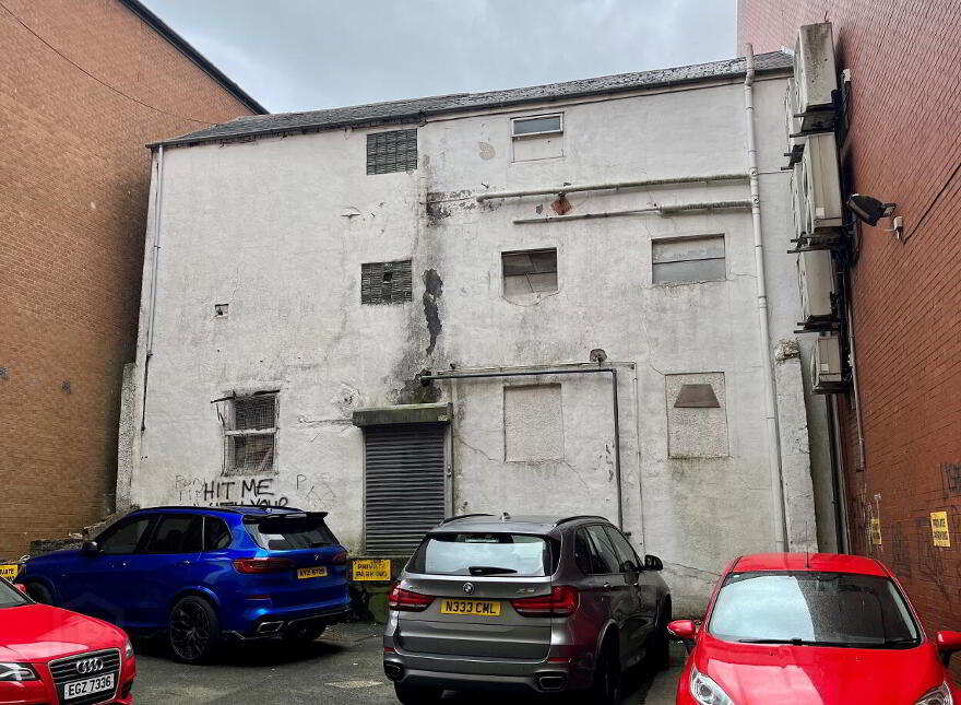 25-27 Market Square, Lisburn, BT28 1AG