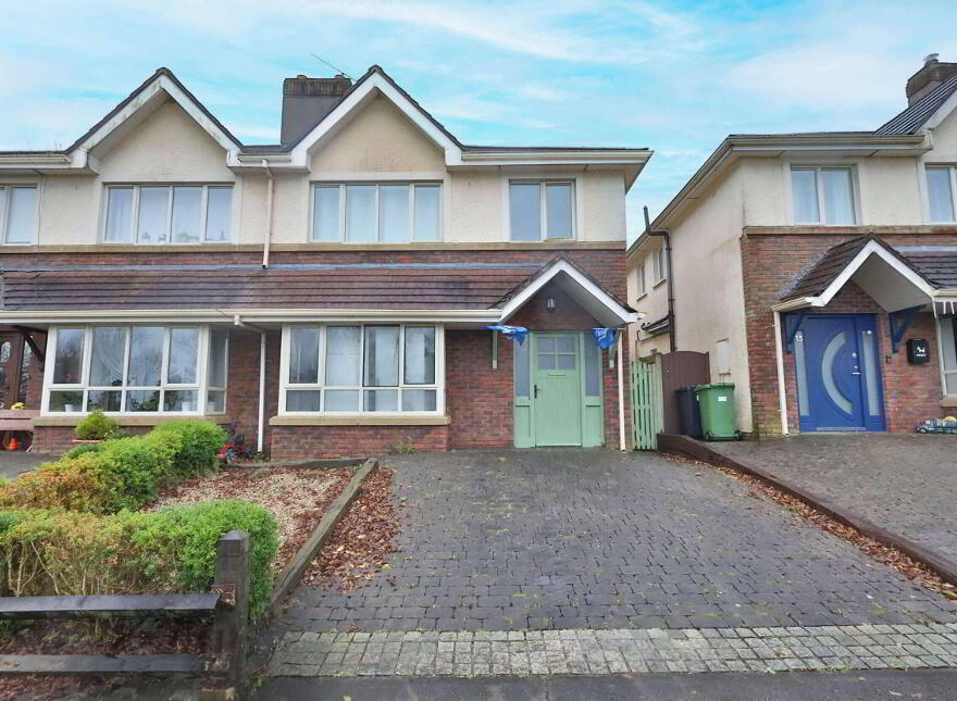 16 Bramble Wood, Kingscourt, A82N5D2 photo