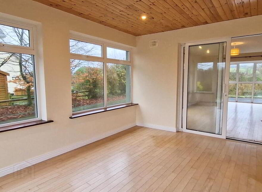 6 Woodstock Drive, Ennis, Clare, V95F8W8