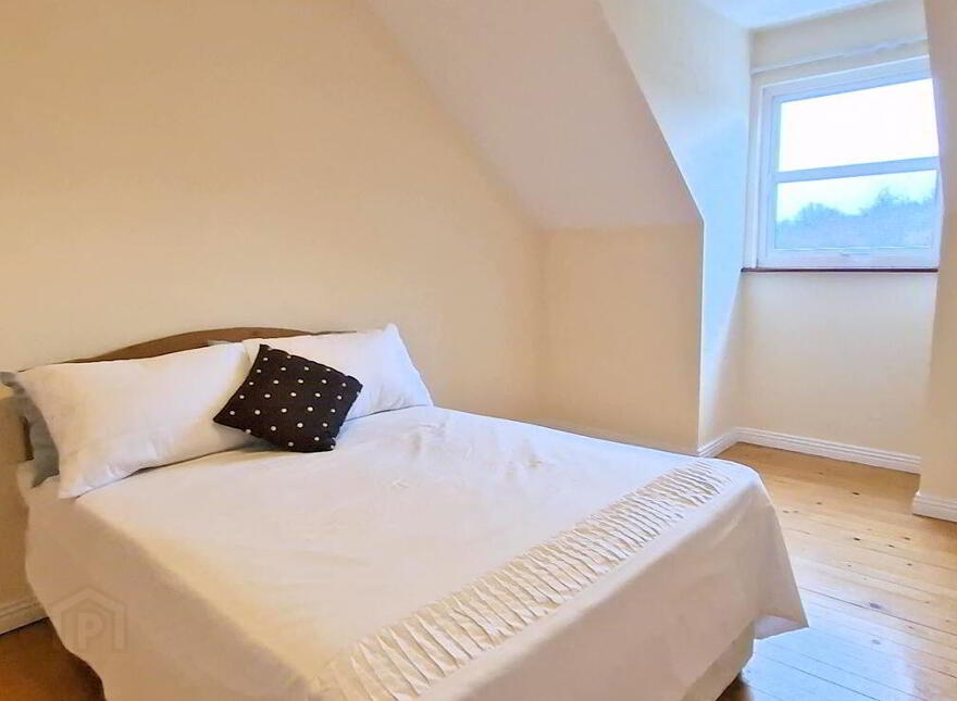 6 Woodstock Drive, Ennis, Clare, V95F8W8
