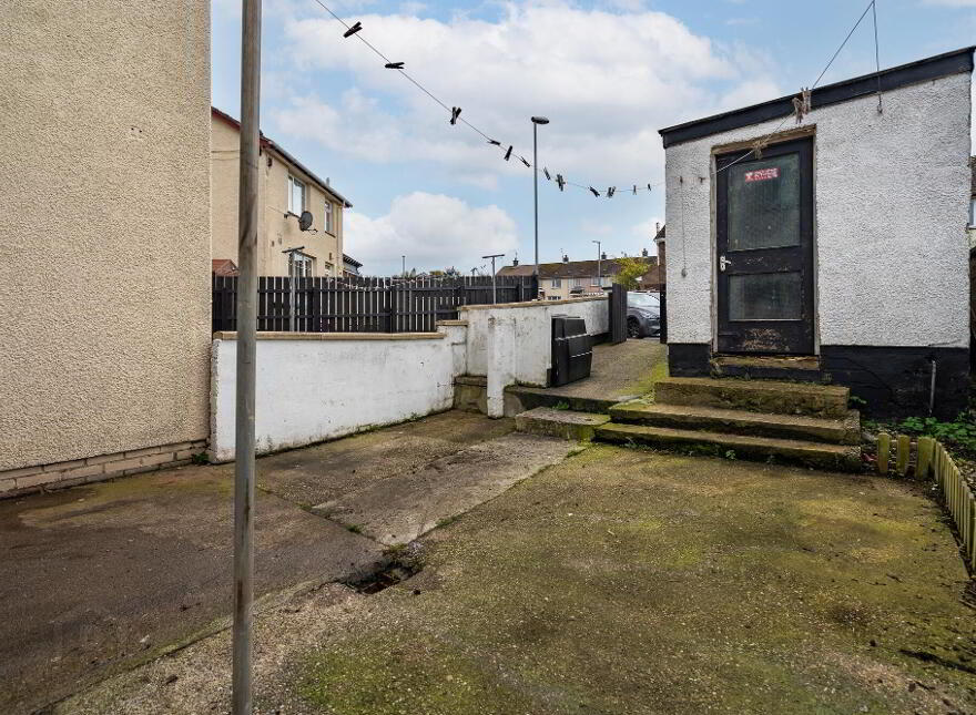 75 Lisnafin Park, Strabane, BT82 9DG