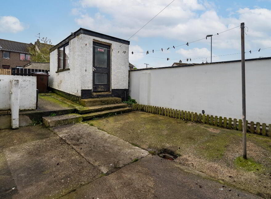 75 Lisnafin Park, Strabane, BT82 9DG