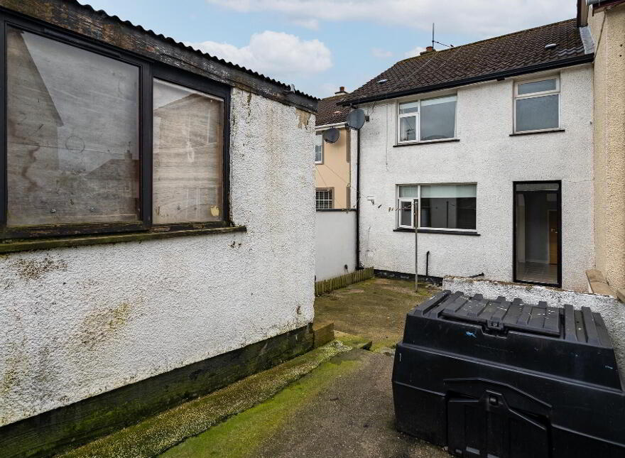 75 Lisnafin Park, Strabane, BT82 9DG