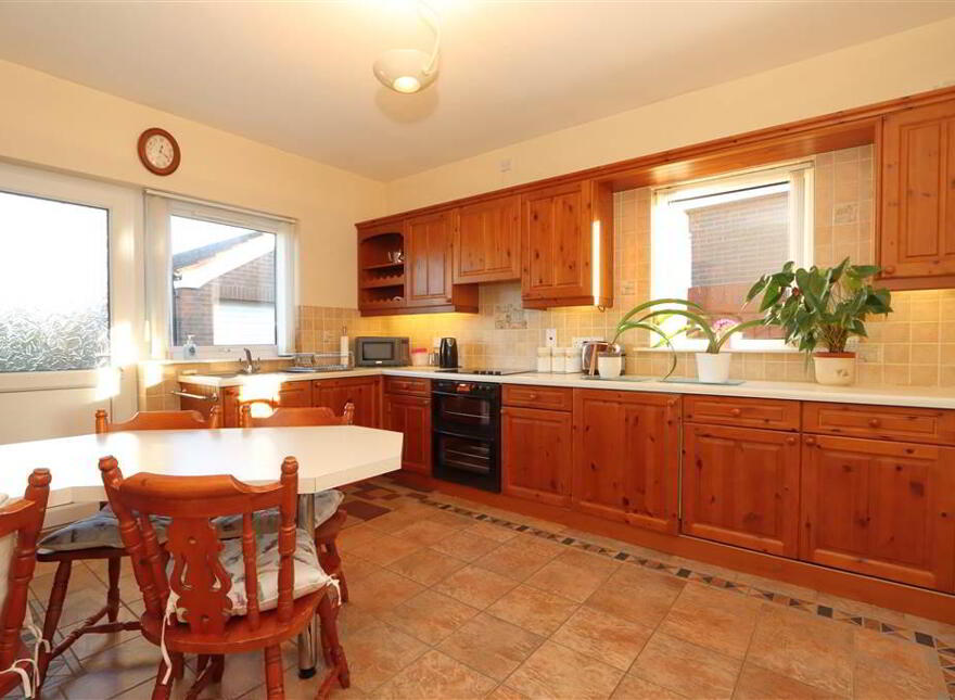 6 The Spires Crescent, Killinchy, BT23 6UQ