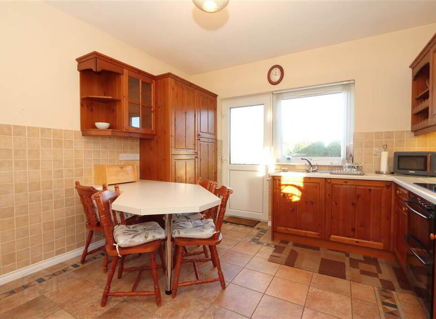 6 The Spires Crescent, Killinchy, BT23 6UQ
