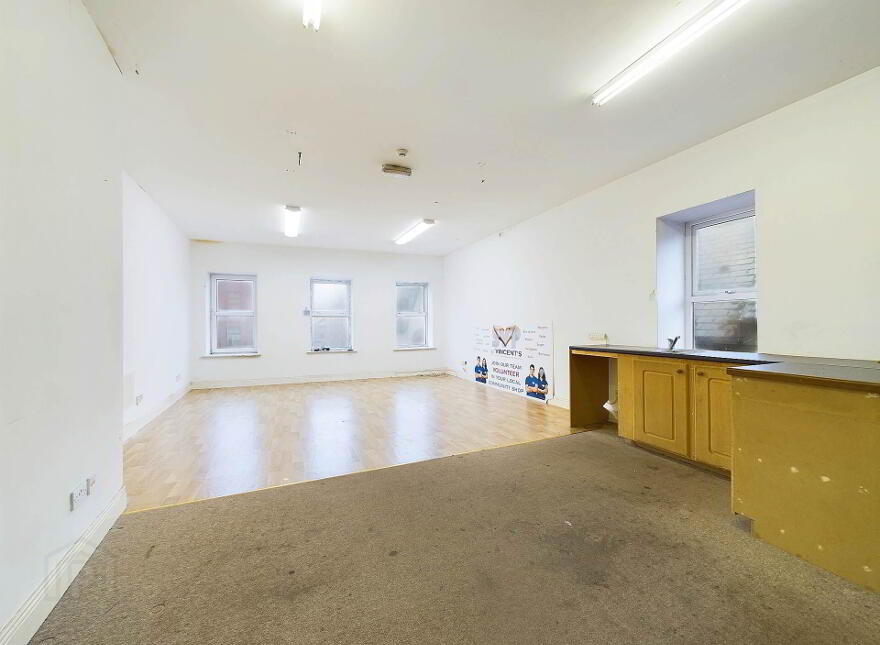 102 Main Street, Carrick-On-Suir, E32X950